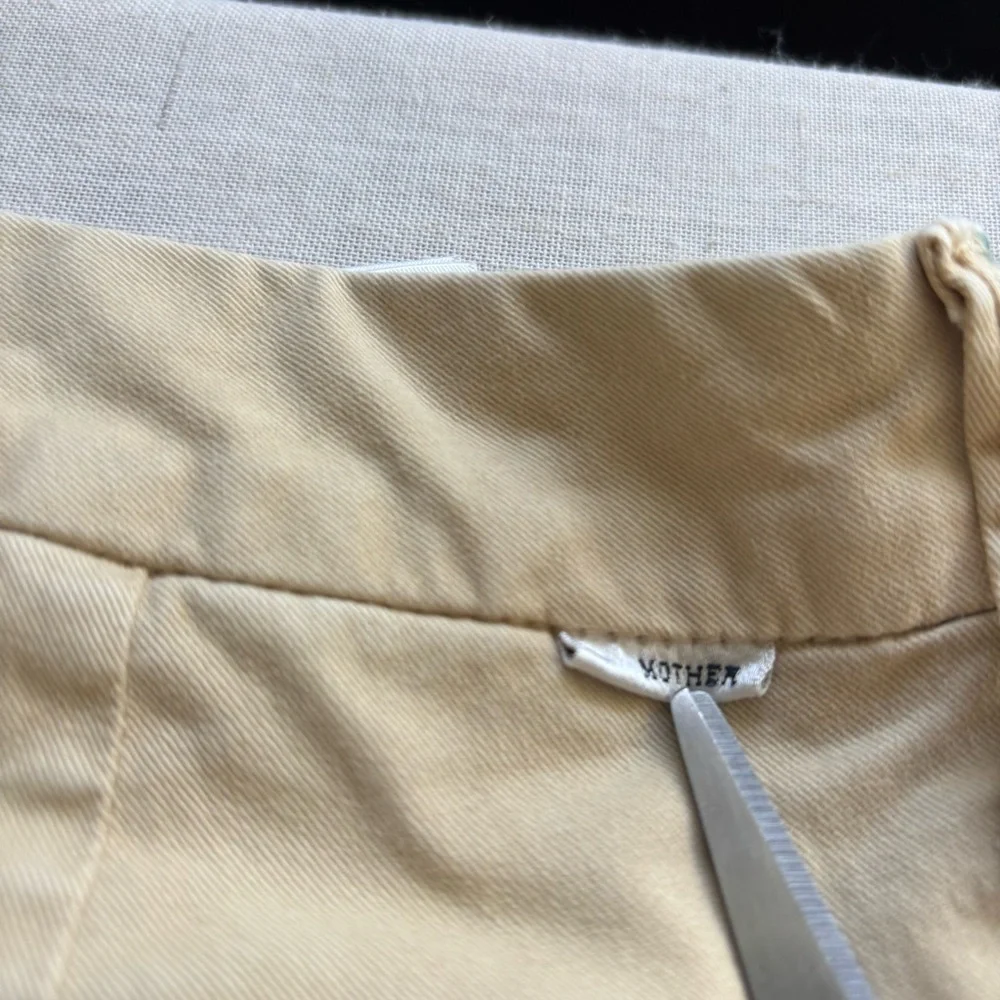 MOTHER Shaker Prep Fray Jeans 26 | Chic Casual - Picture 10 of 11